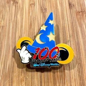 Disney collectors pin celebrating 100 years